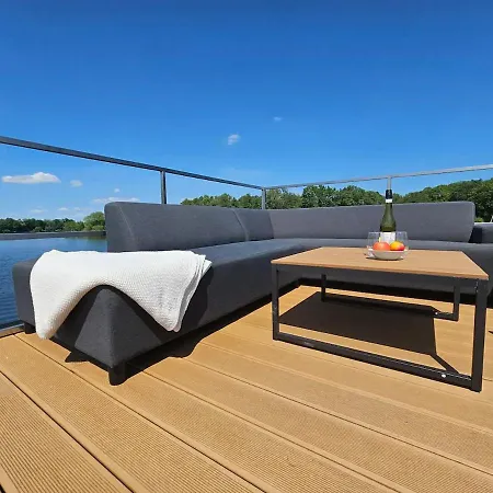 Hausboot Seaside * Potsdam