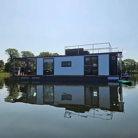Hausboot Seaside Botel *